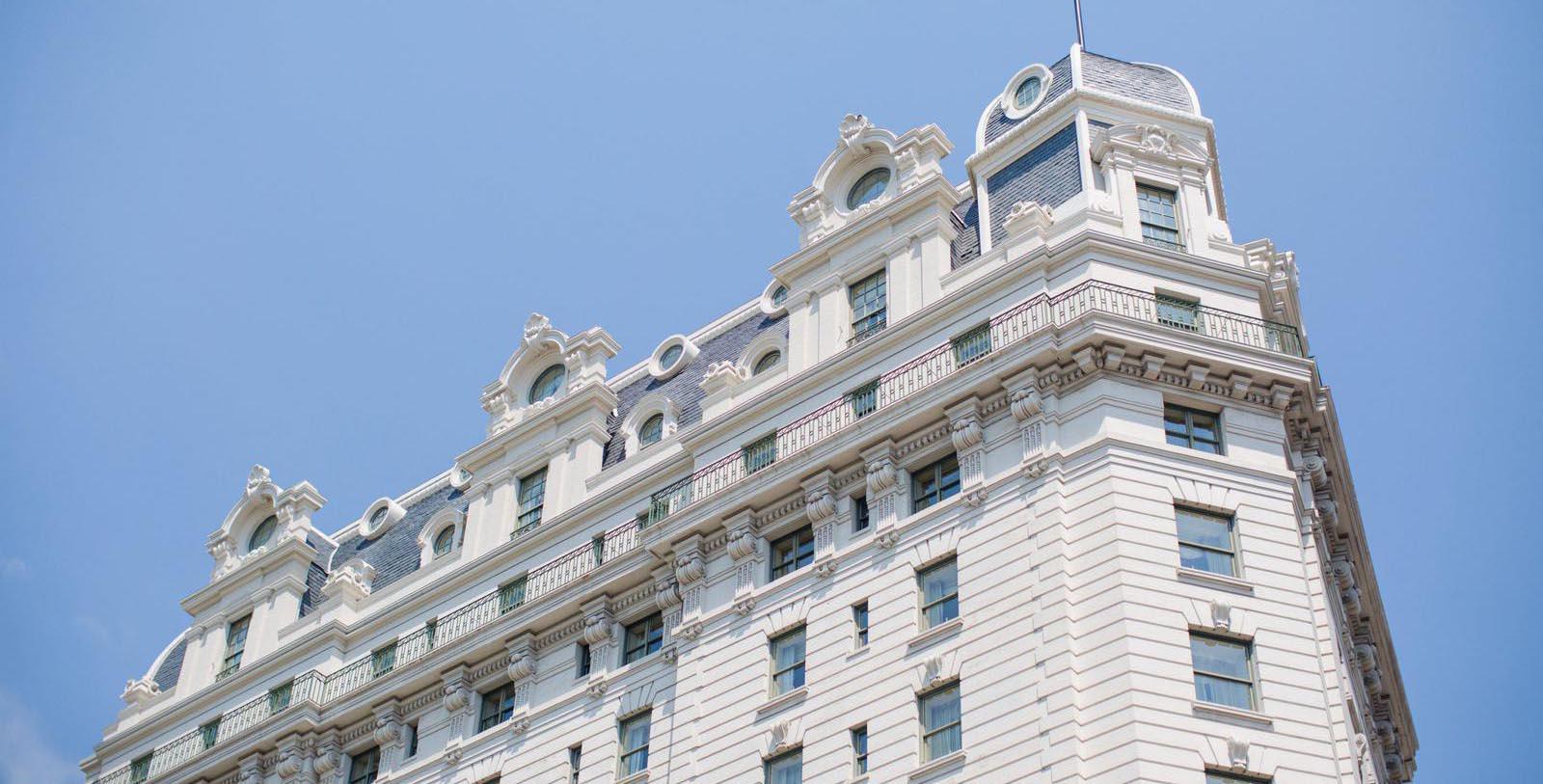 Image of hotel exterior The Willard InterContinental, Washington DC, 1847, Member of Historic Hotels of America, Special Offers, Discounted Rates, Families, Romantic Escape, Honeymoons, Anniversaries, Reunions